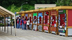Picture-excursion-booths-Juneau